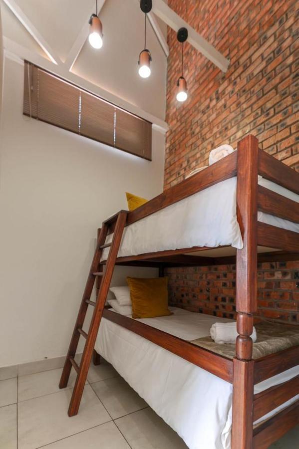 בלומפונטייין Guest Suites On Connor מראה חיצוני תמונה