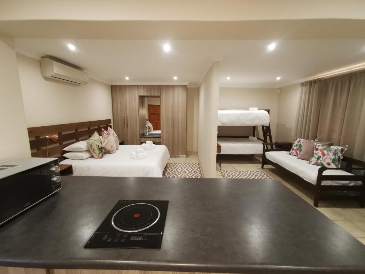 בלומפונטייין Guest Suites On Connor מראה חיצוני תמונה